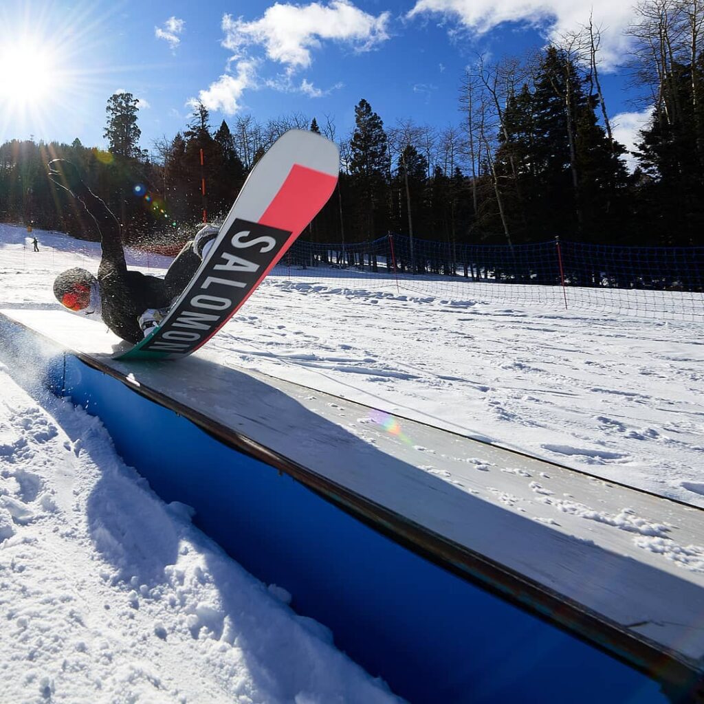 find ski and bike trils on the pajarito trail maps